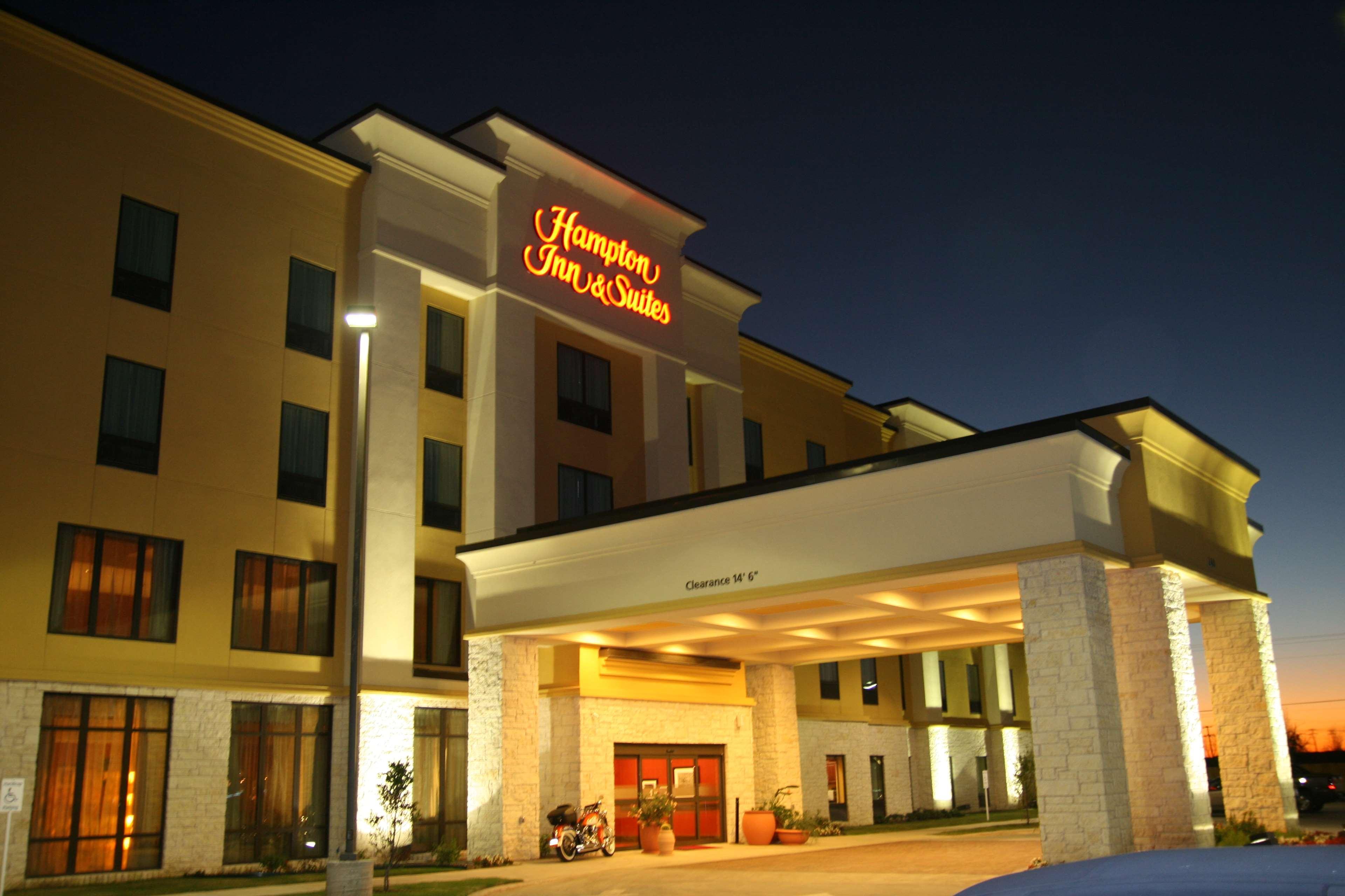 Hampton Inn & Suites Bastrop Eksteriør billede